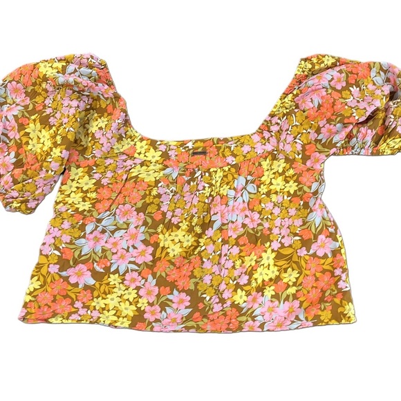 Women’s Billabong Beach Daze Top Floral Puff Sleeve Top NWT Size M - Picture 3 of 3